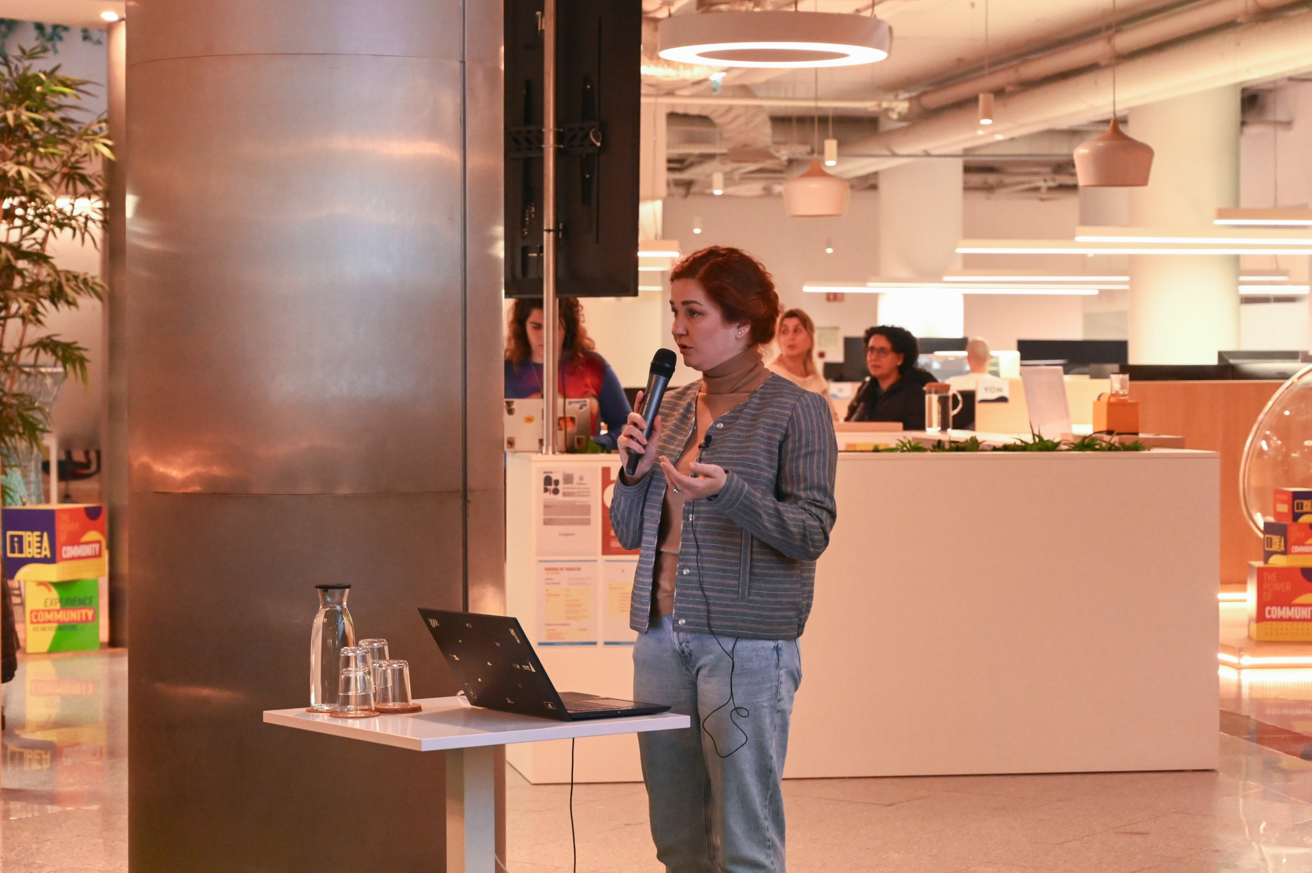 22BCFE8CA1-E02B-4A73-8938-E1357F53BD1E