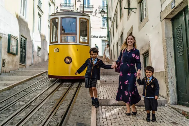 Escolas internacionais de Lisboa a Cascais: custos, diplomas, classificação